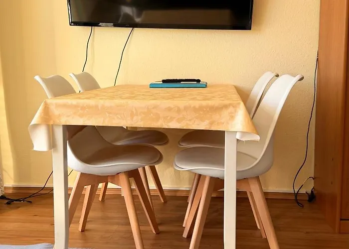 Appartement Lage Am Bodensee, Haemmerle -blau